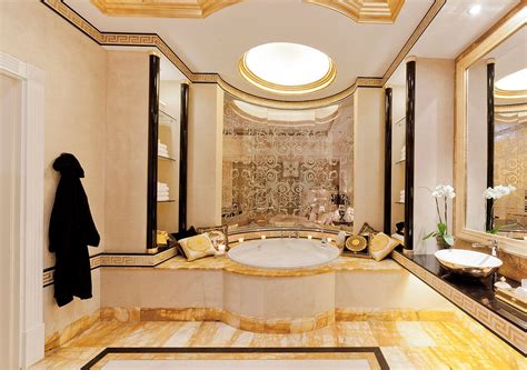 badezimmer versace|versace badetücher.